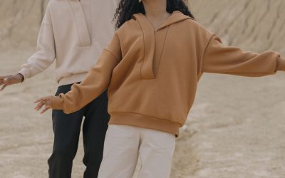 L’Invasion des Algorithmes : Comment l’IA transforme notre perception du style et des tendances